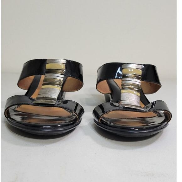 Sofft Sandals Womens 9.5 Anita Black Patten Leather Kitten Heel Jeweled Shoes - Picture 3 of 10